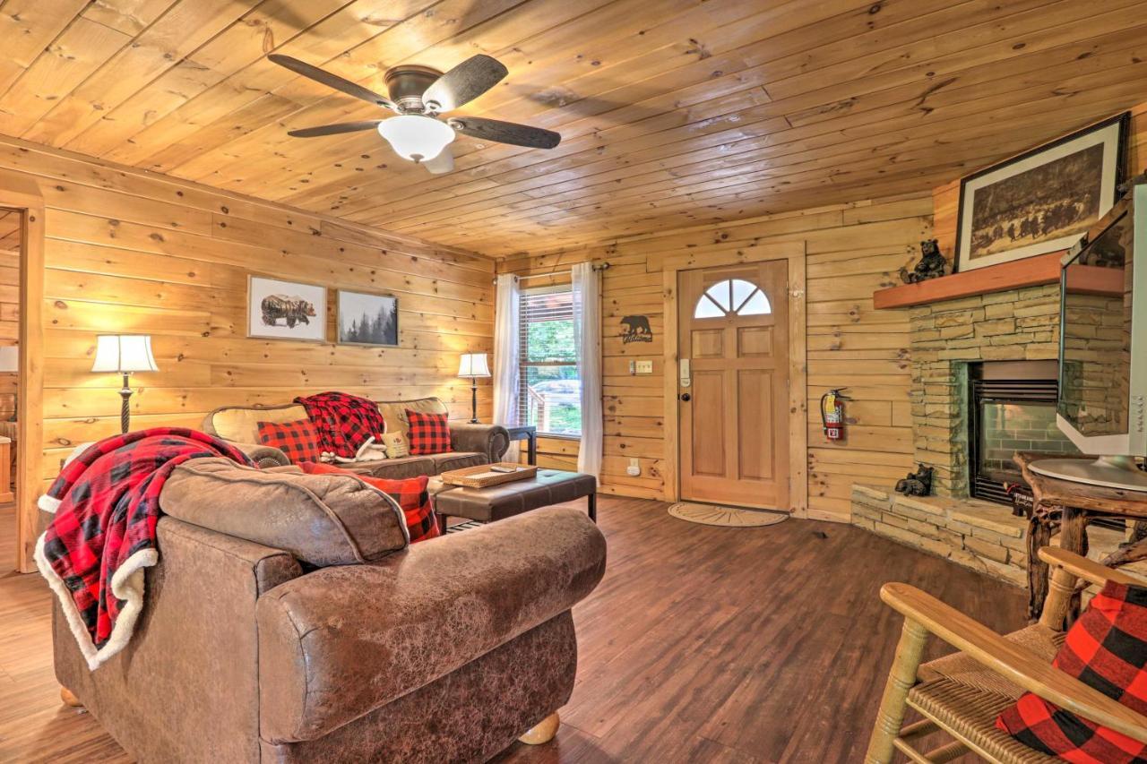 Cabin With Deck And Fireplace Less Than 3 Mi To Dollywood! Pigeon Forge Kültér fotó
