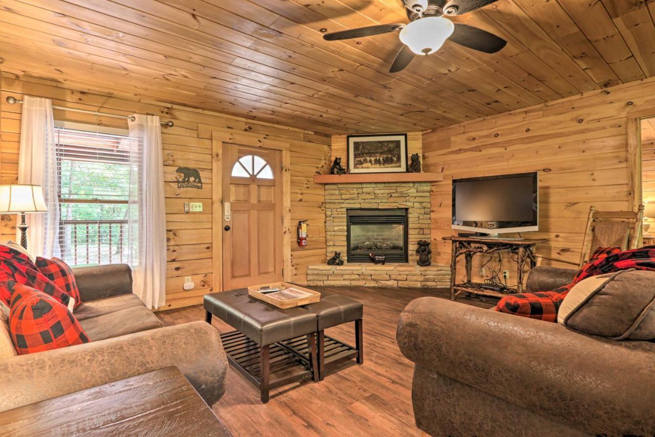 Cabin With Deck And Fireplace Less Than 3 Mi To Dollywood! Pigeon Forge Kültér fotó