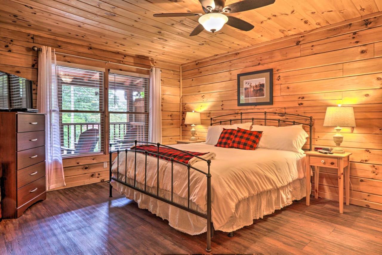 Cabin With Deck And Fireplace Less Than 3 Mi To Dollywood! Pigeon Forge Kültér fotó